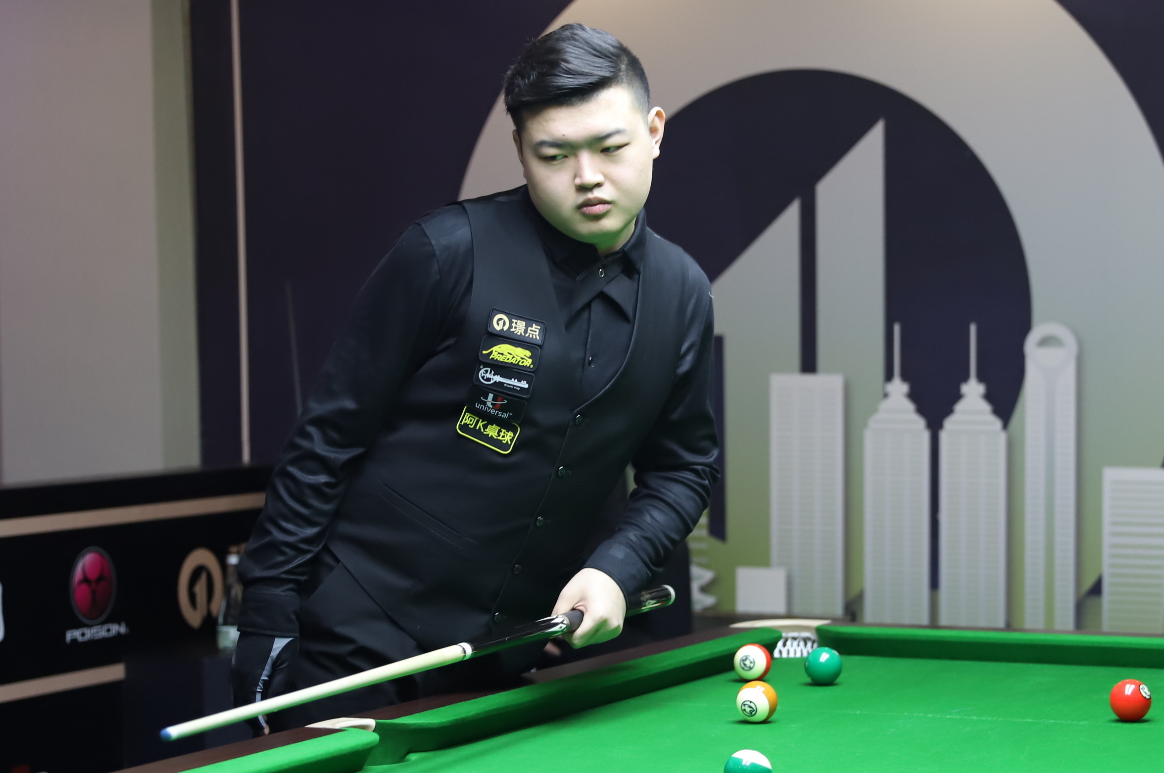 引领观众进 引领观众进